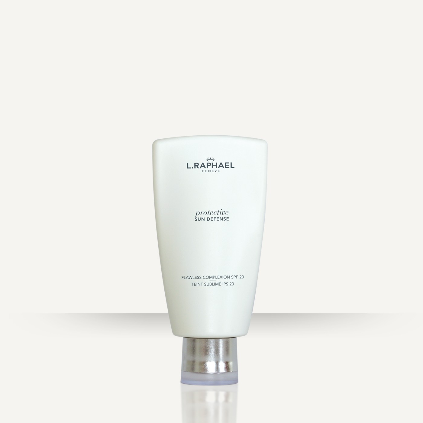 Flawless Complexion SPF 20 (Not available in the USA)